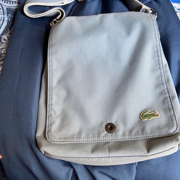 Lacoste Crossbody - Picture 1 of 3